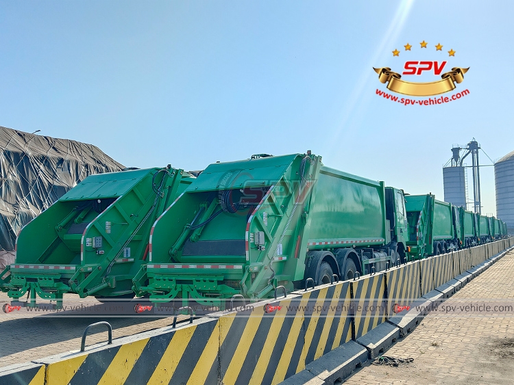 20 CBM Garbage Compactor Truck IVECO - In Port 2